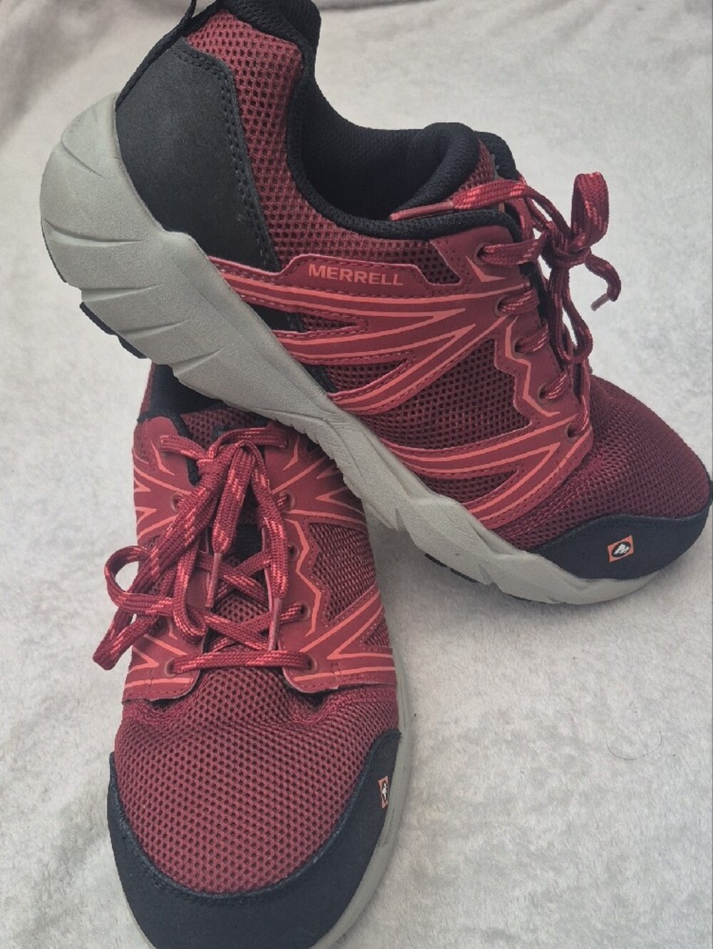 Merrell Men's Burgundy Athletic Sneakers - Picture 2 of 6